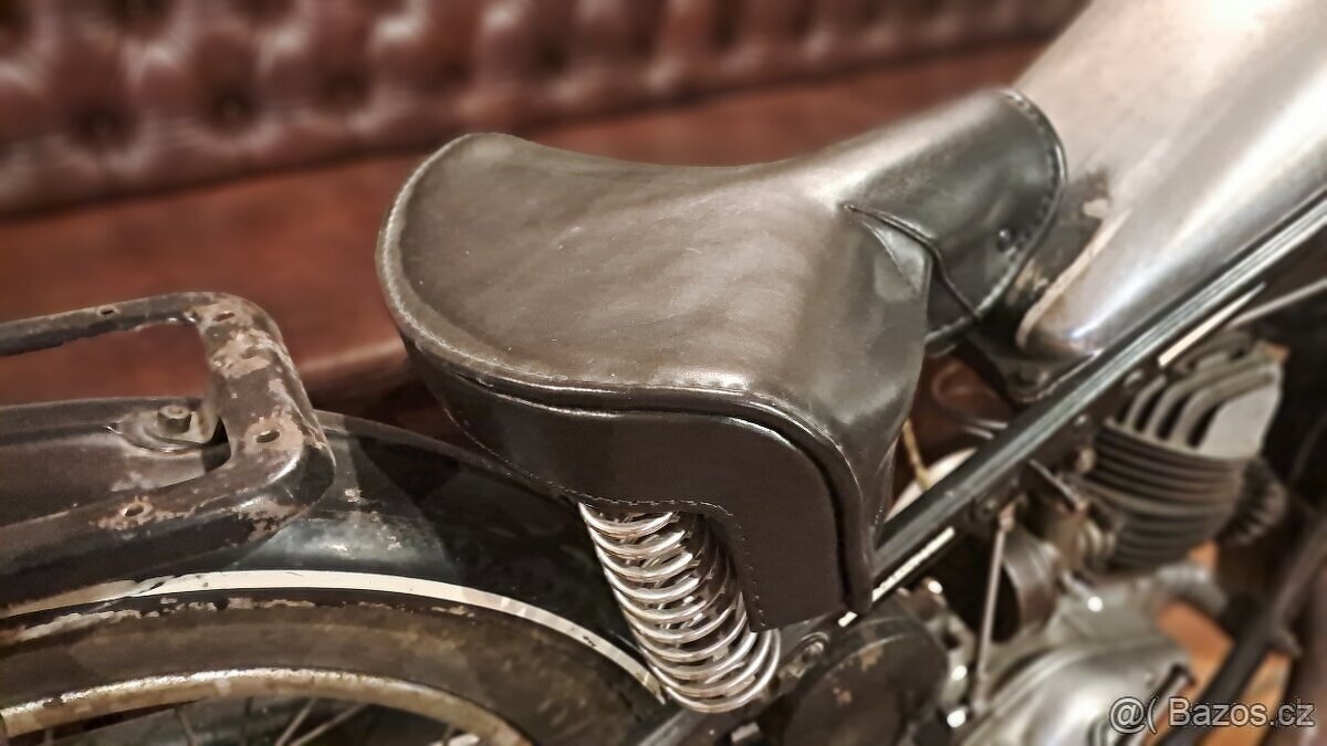 CZ 175 sedacka . Vymena .