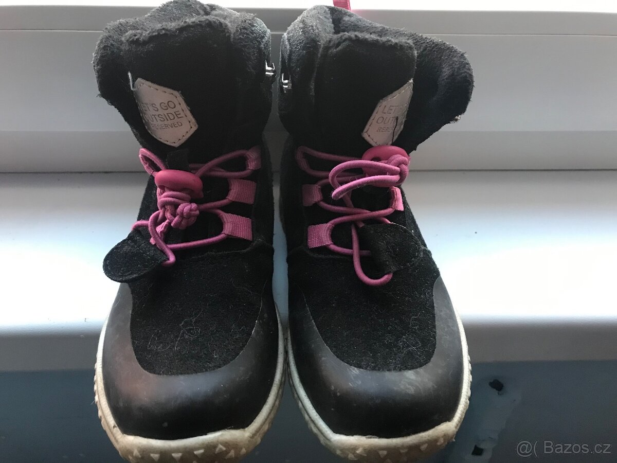 Kotníkové boty velikost 30