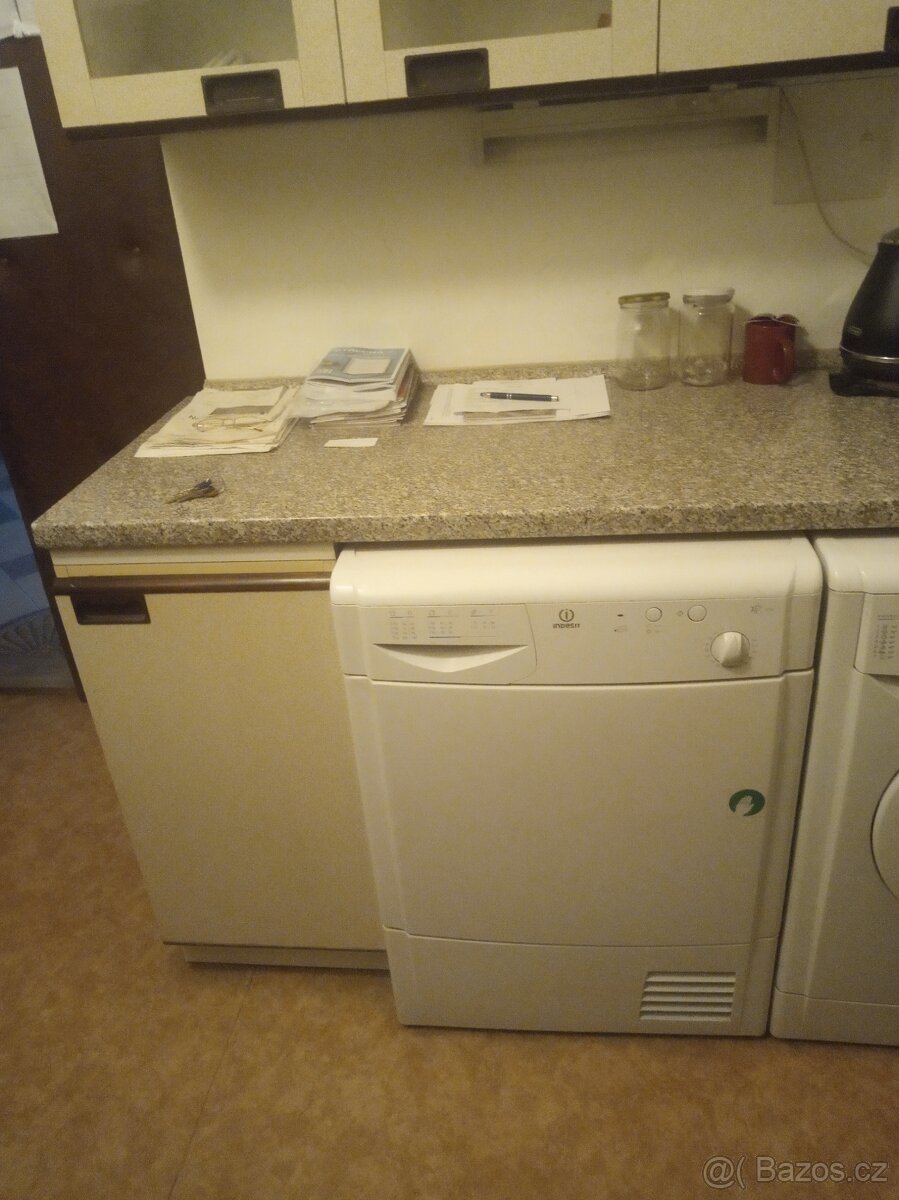 Sušička Indesit