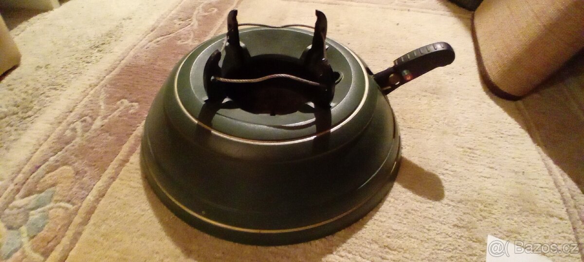 Stojánek na vánoční stromeček