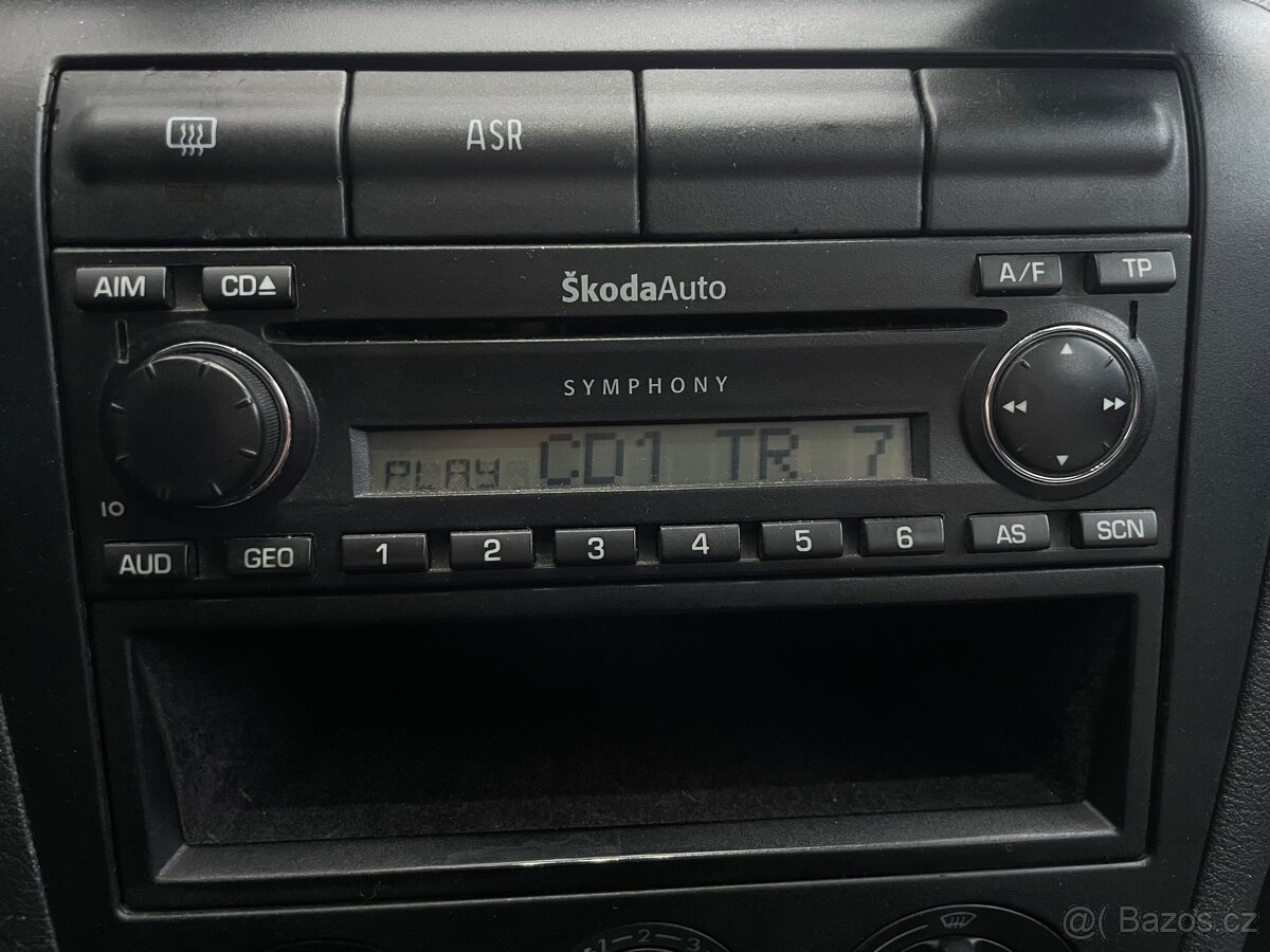 Autoradio SYMPHONY CD ze Škoda octavia 1