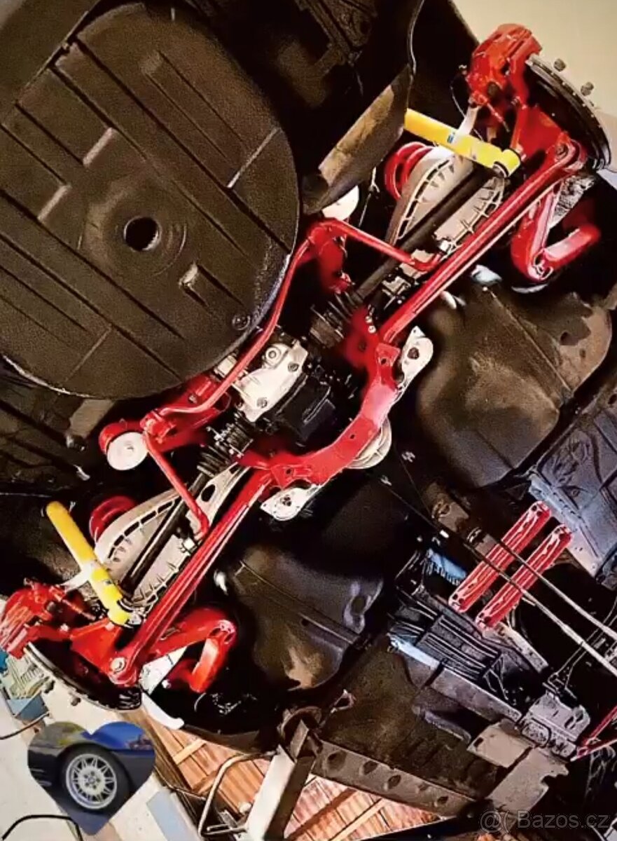 Bmw E46 330i manuál 170kw