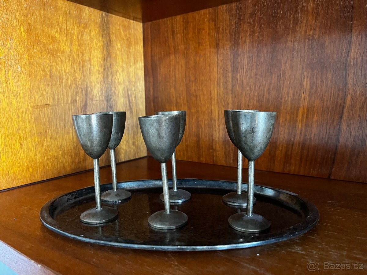 Sada pohárků