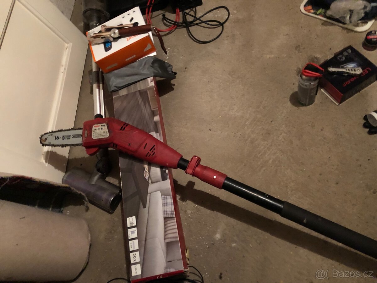 Elektrická motorová pila hecht