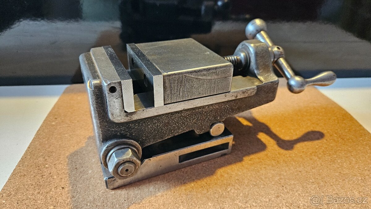 Sínusový svěrák 90mm
