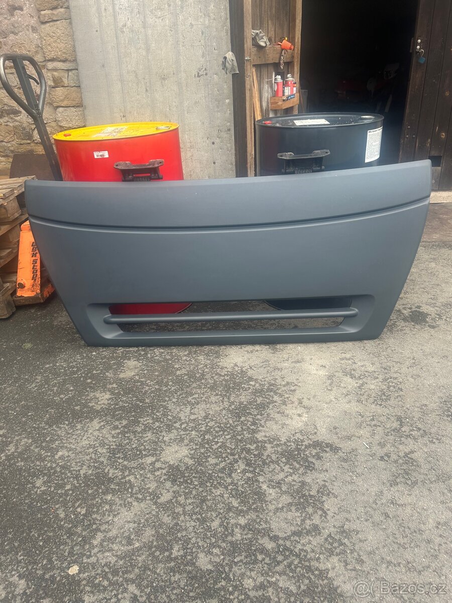 Přední kapota Iveco Cargo
