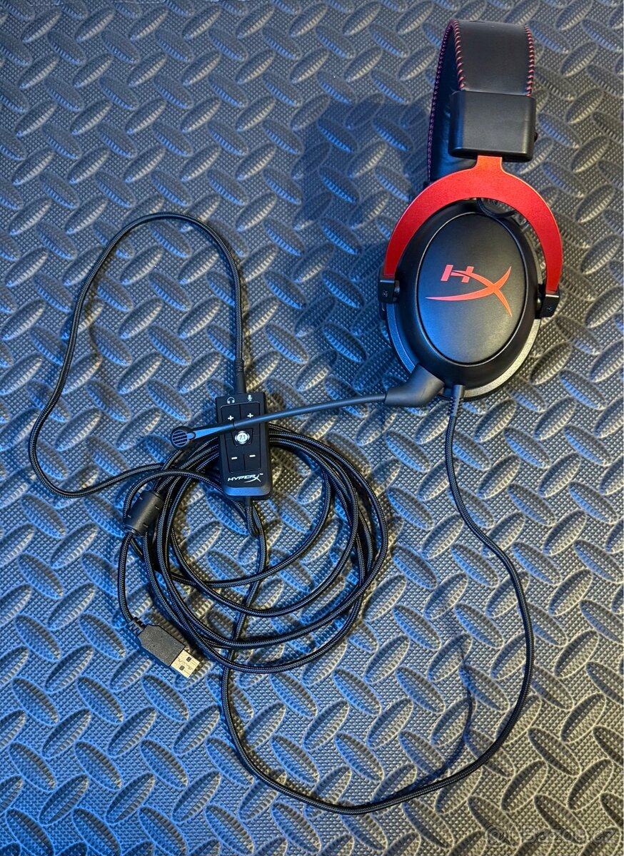 Herní sluchátka HyperX Cloud II