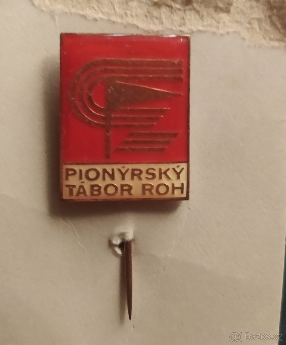 Pionýrský odznaky a medaile