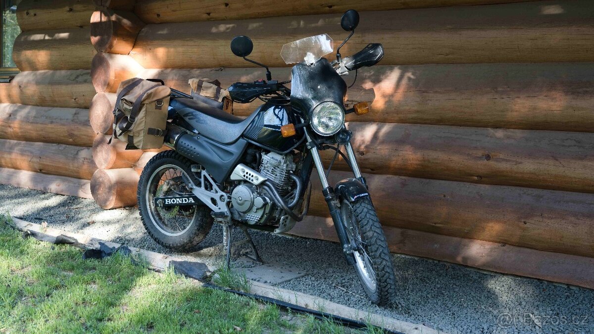 Honda SLR 650