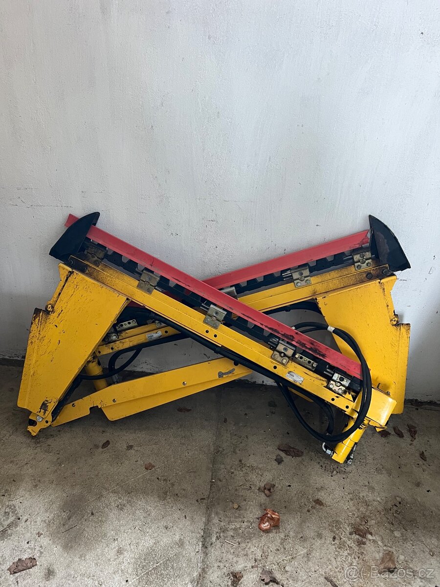 New Holland CR CX řepkové děliče