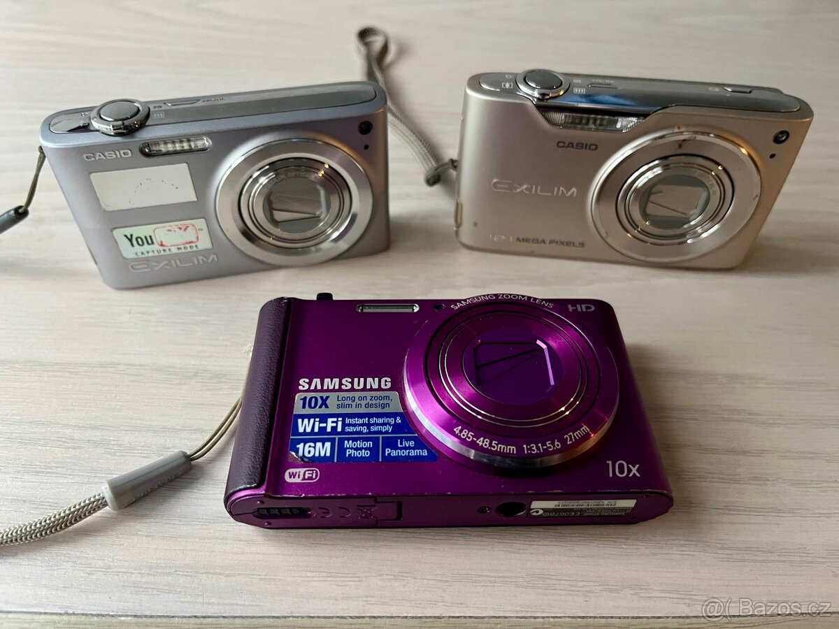 Sada 3 kompaktních fotoaparátů – 1200 Kč za vše