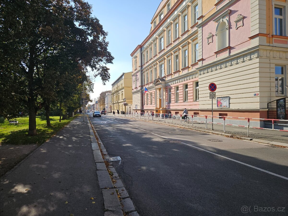 Pronájem bytu 2+KK Nerudova 198