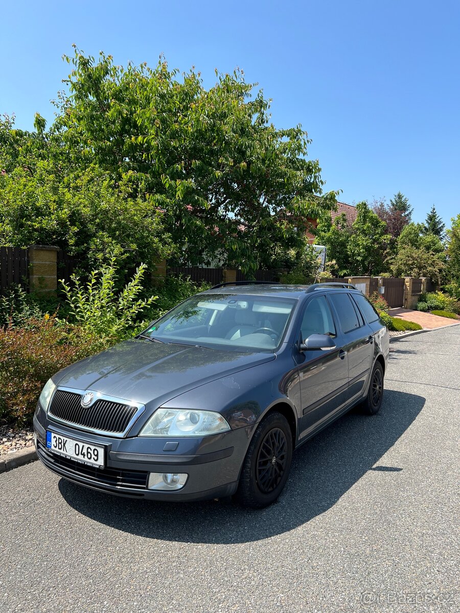 Škoda Octavia II L&K 2.0TDI, PDC, Navi