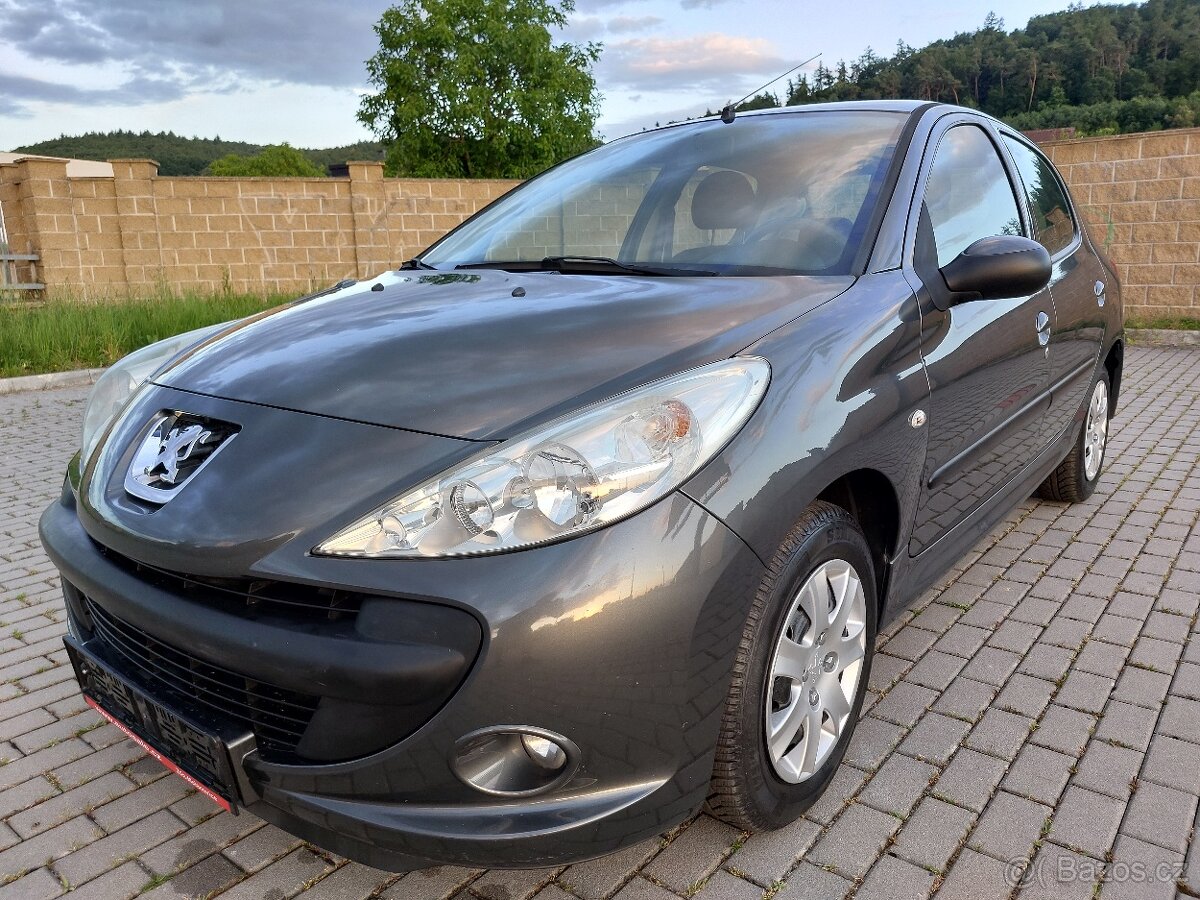 ► Peugeot 206+  1,1 TRENDY 108tis.km Nová STK  reg. 4/2011◄