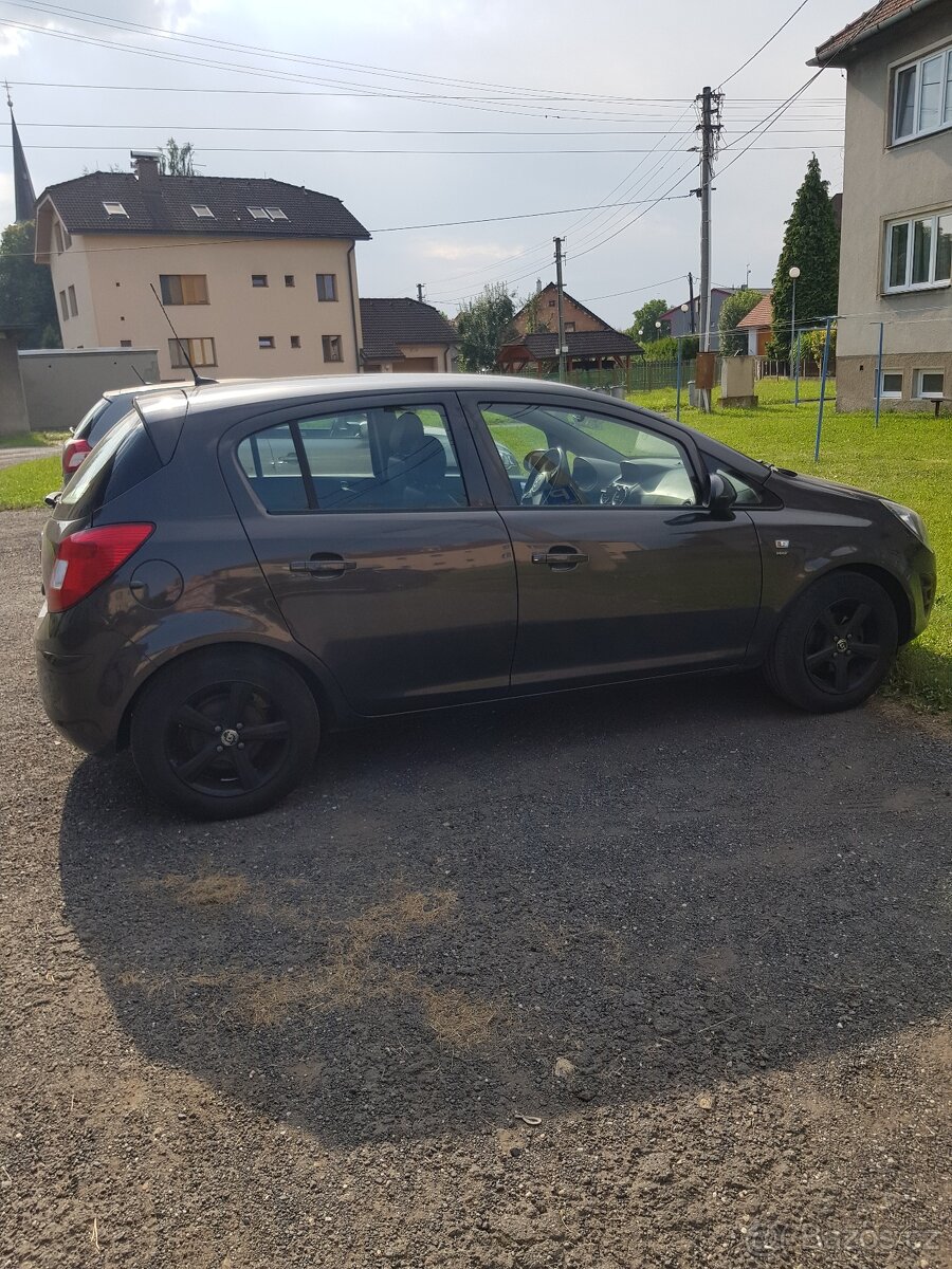 Opel Corsa 1.4 75kw