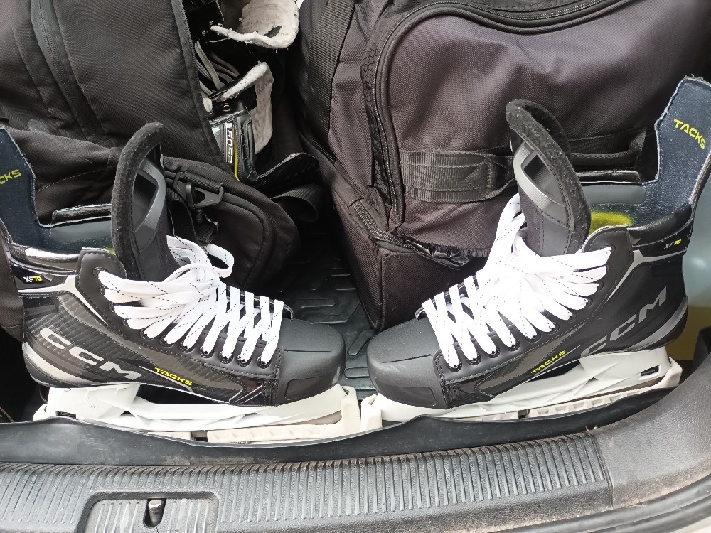 Prodám brusle CCM Tacks XF