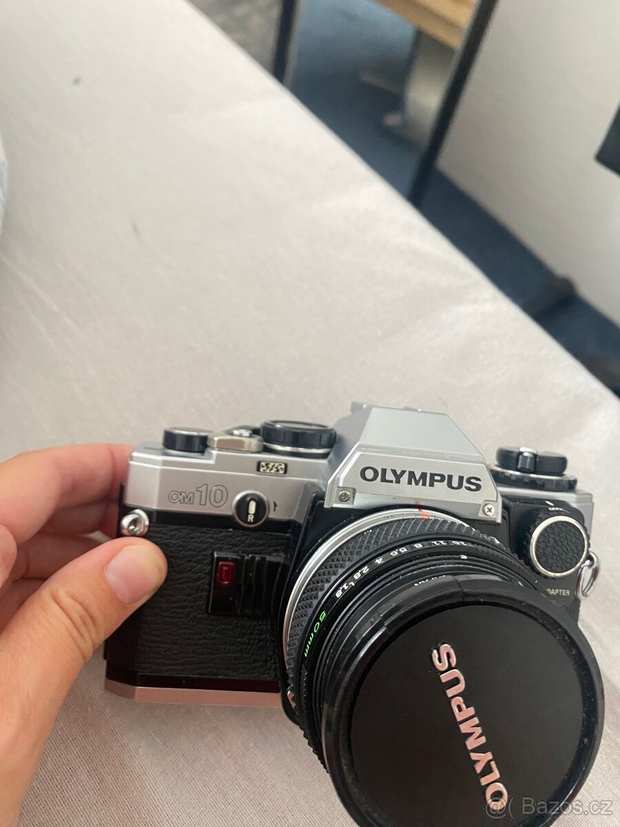 Olympus OM-10 + 50mm objektiv