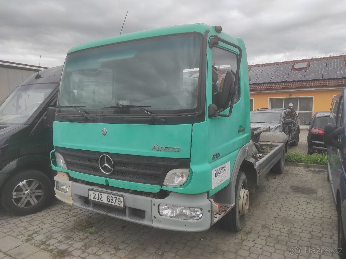 MERCEDES ATEGO 915 r.v.2005 kontejner