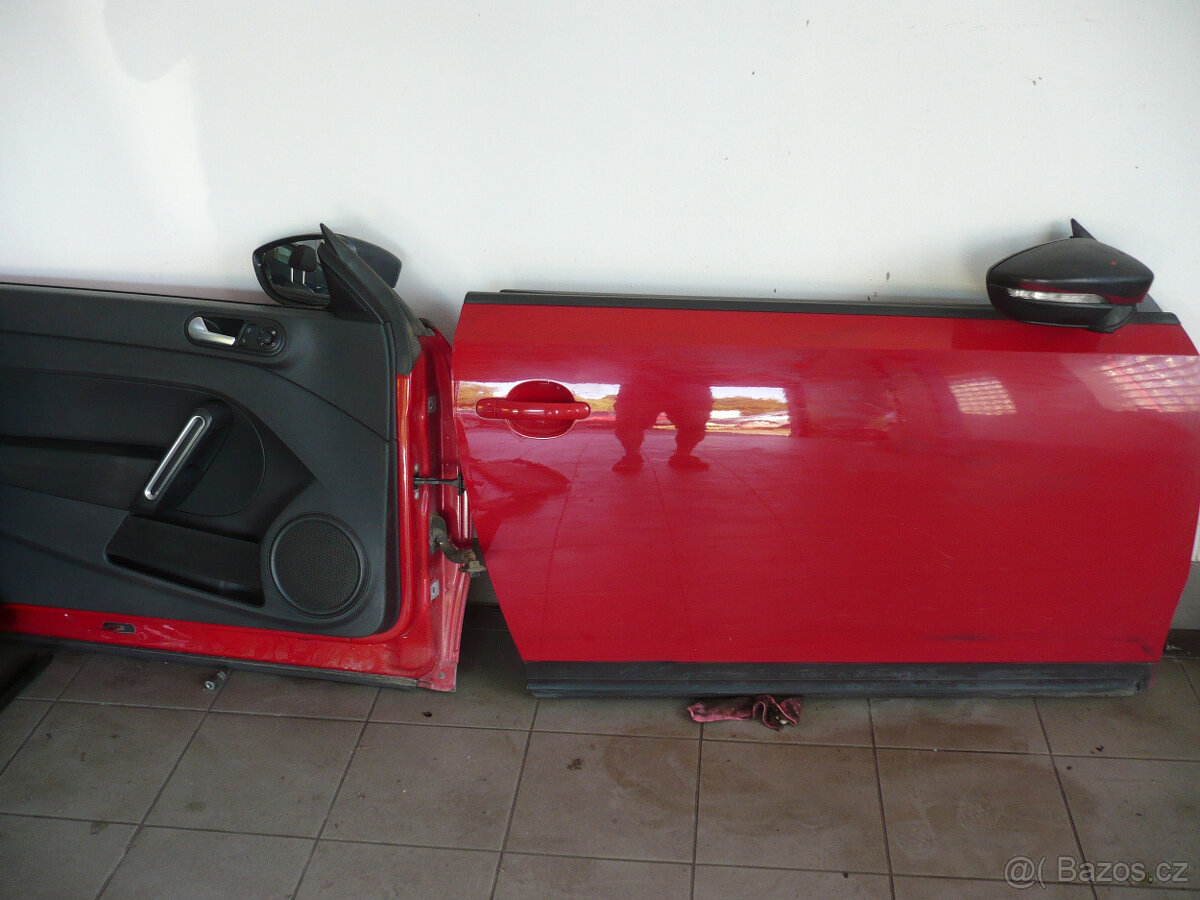 VW Beetle 2012-