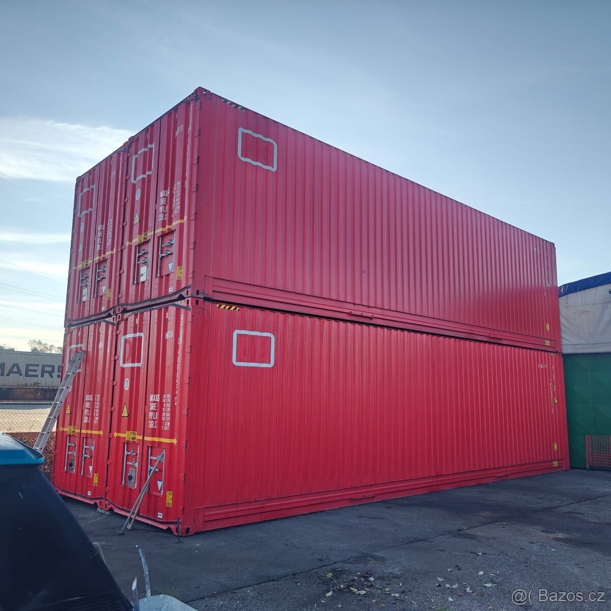 Nové lodní kontejnery HC'40 atyp 3.25m vysoké