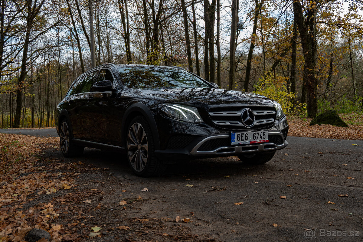 Prodám Mercedes E220D 4 Matic All-Terrain DPH