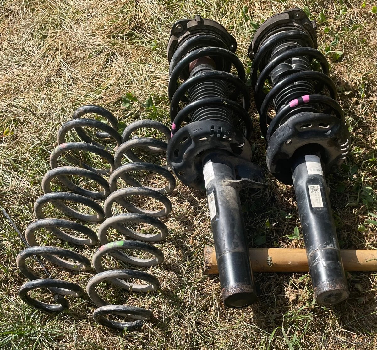 Škoda Yeti, tlumiče a prižiny