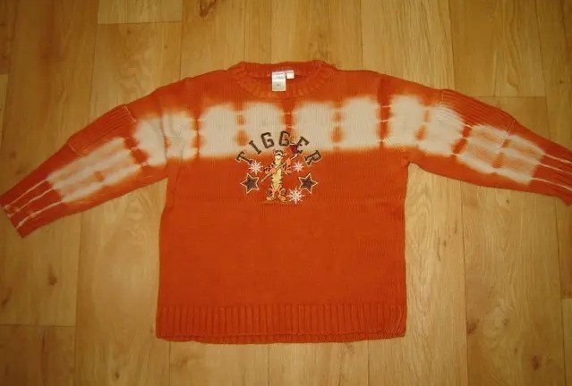 Svetr s tygrem C&A vel.110 (4-5 let)