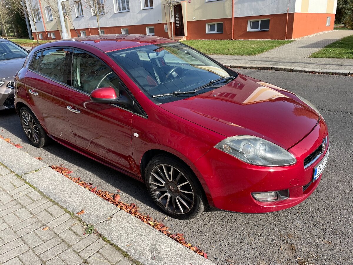 Fiat Bravo 1,4i 16V Sport - facelift - ČR - servis - 2012