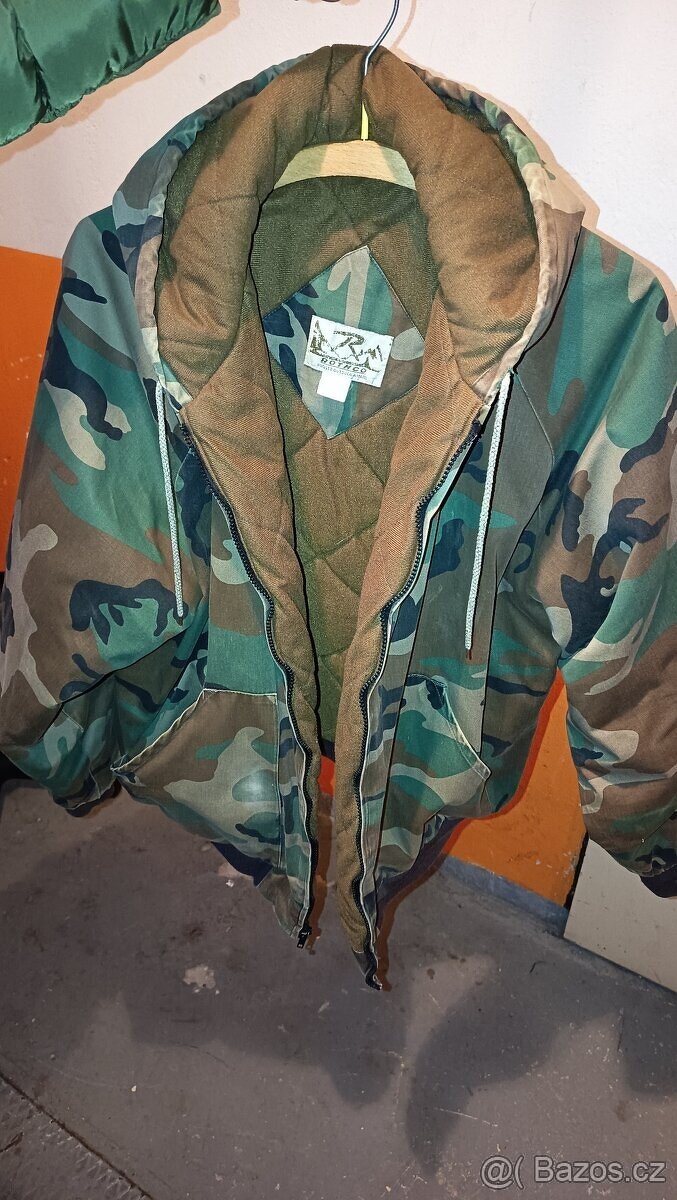Zimní bunda maskáčová XL