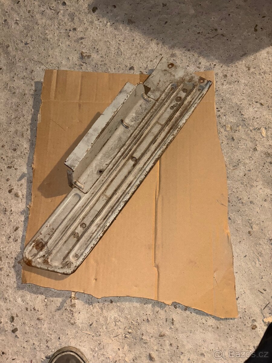 Pravý nášlap simson sr50