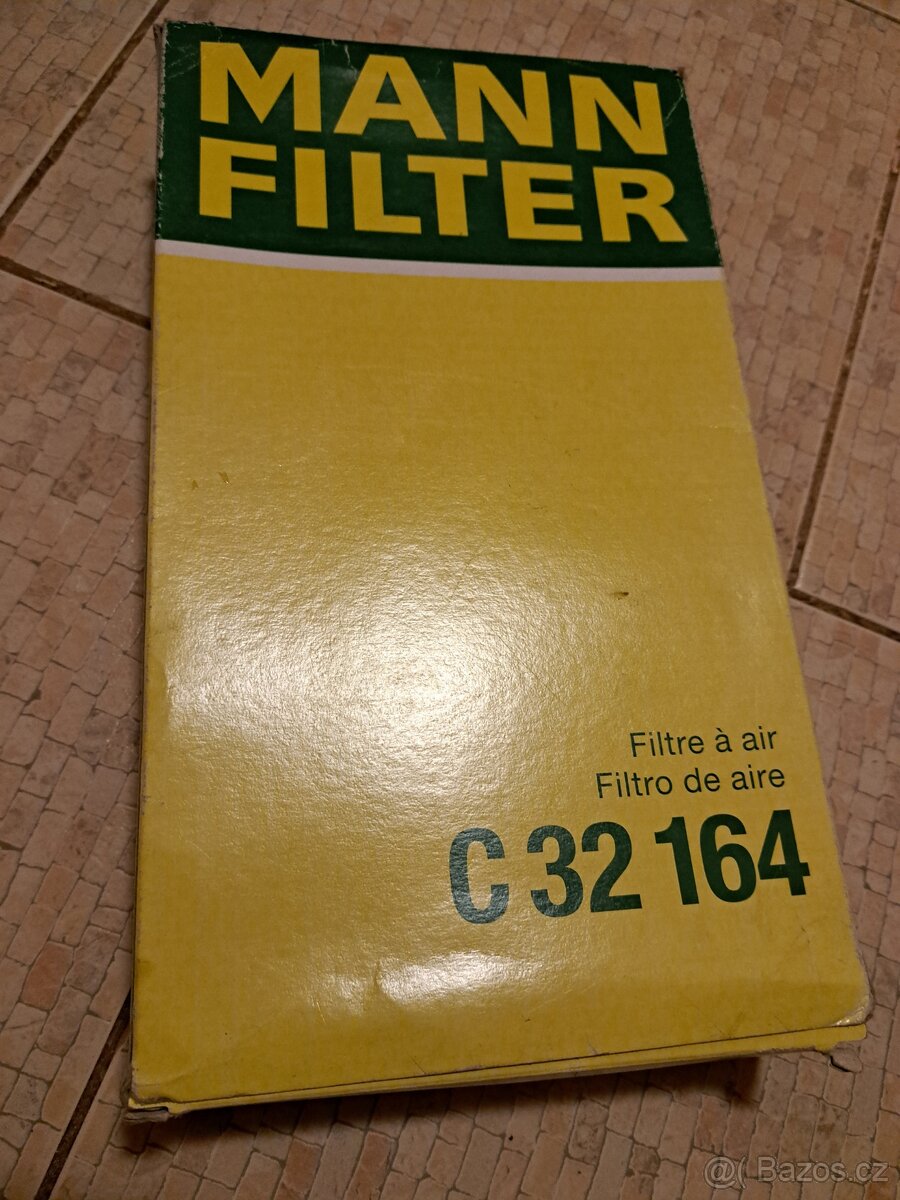 Vzduchový filtr C 32 164 MANN-FILTER