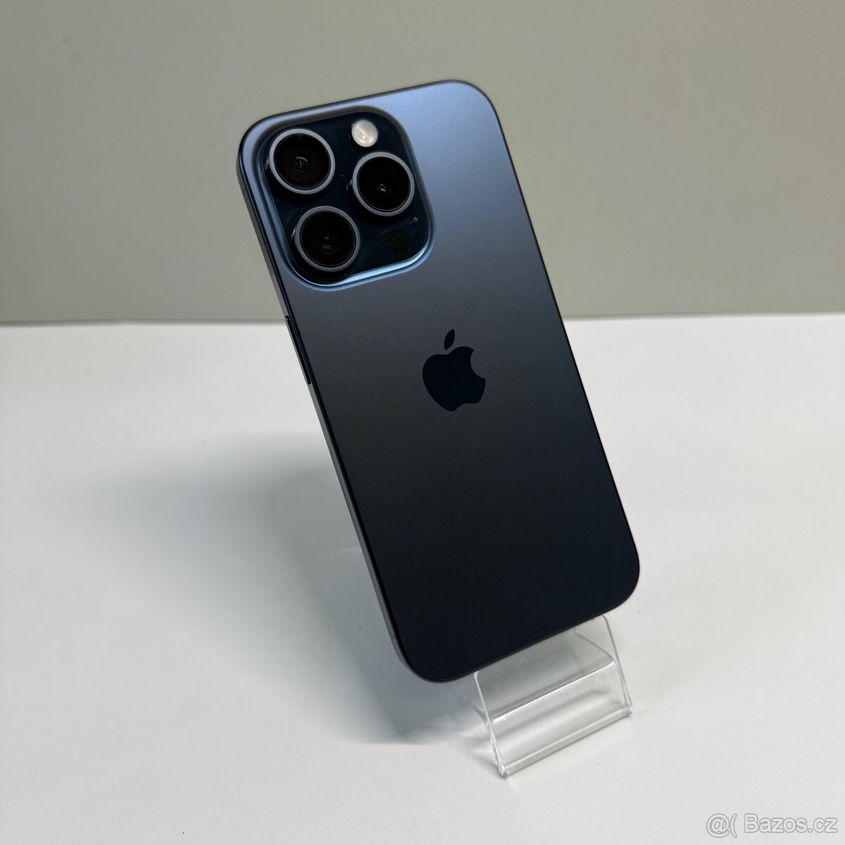 iPhone 15 Pro 256GB, modrý, eSIM (12 měsíců záruka)