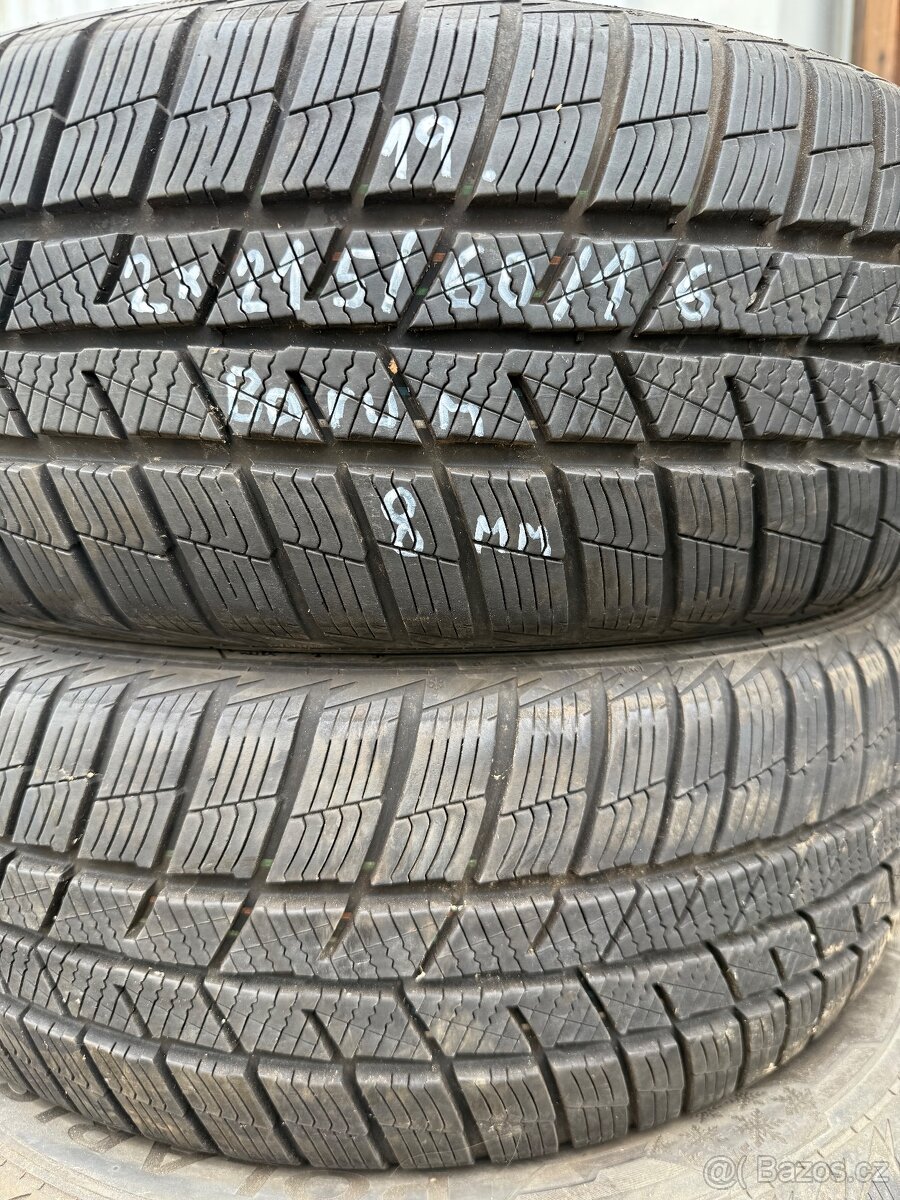 2x zimní pneu r16 215/60/16 8mm