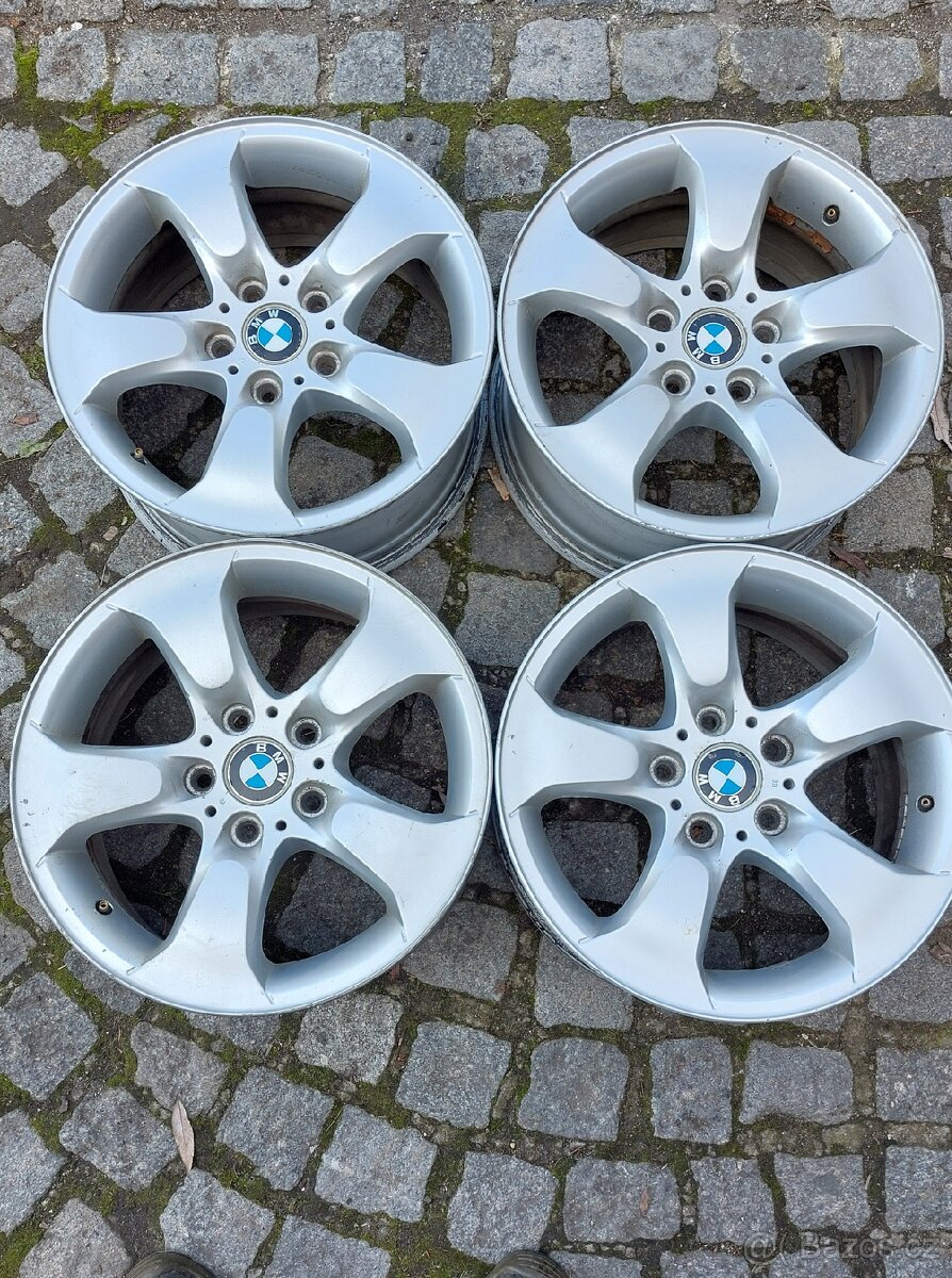 17" BMW SADA DISKŮ 8JX17 ET46