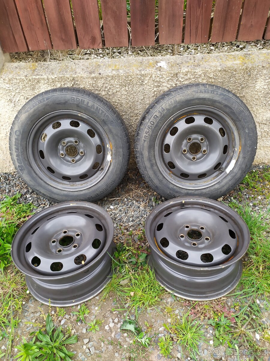 Letní pneu 185/60/14 s disky na Fabia 1.