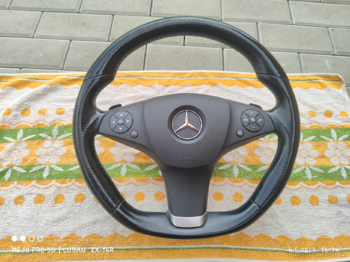 AMG volant s airbagem mercedes-benz w212