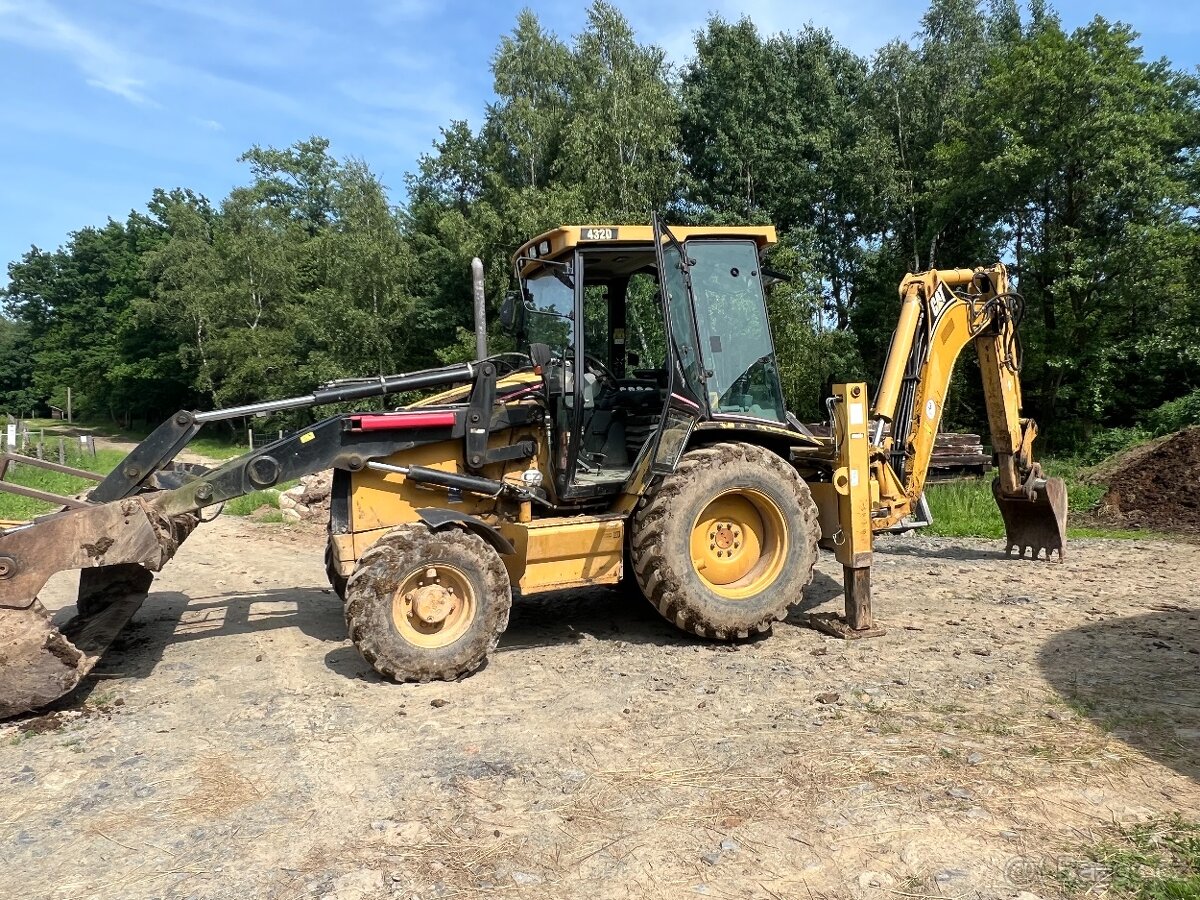 CAT 432 D