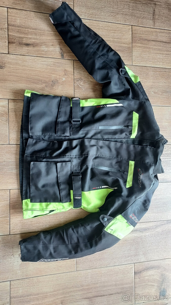 Moto oblečení