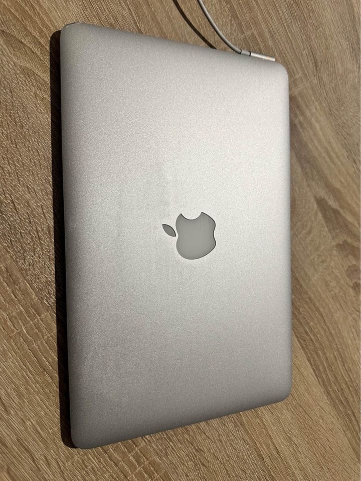 Macbook AIR 2011 11"