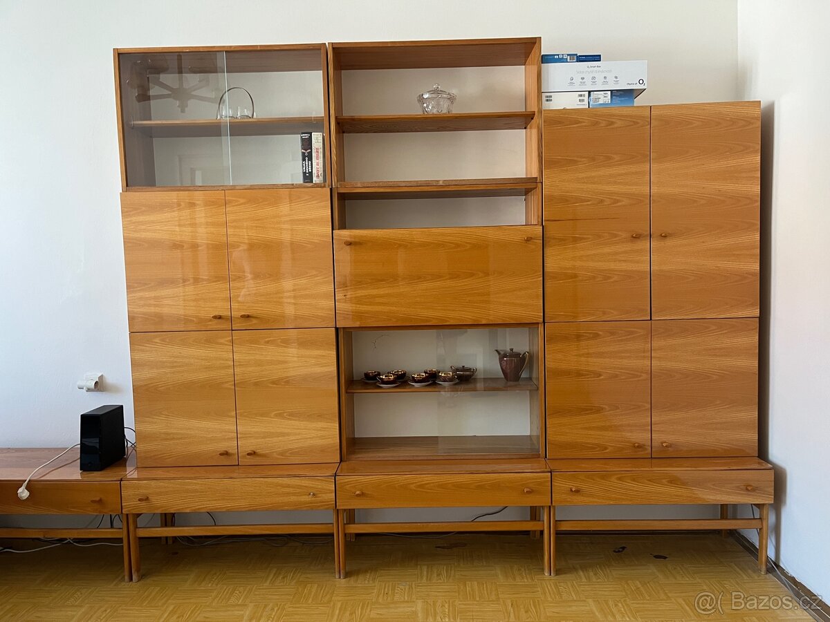 retro obývací stěna Šumperák interiér
