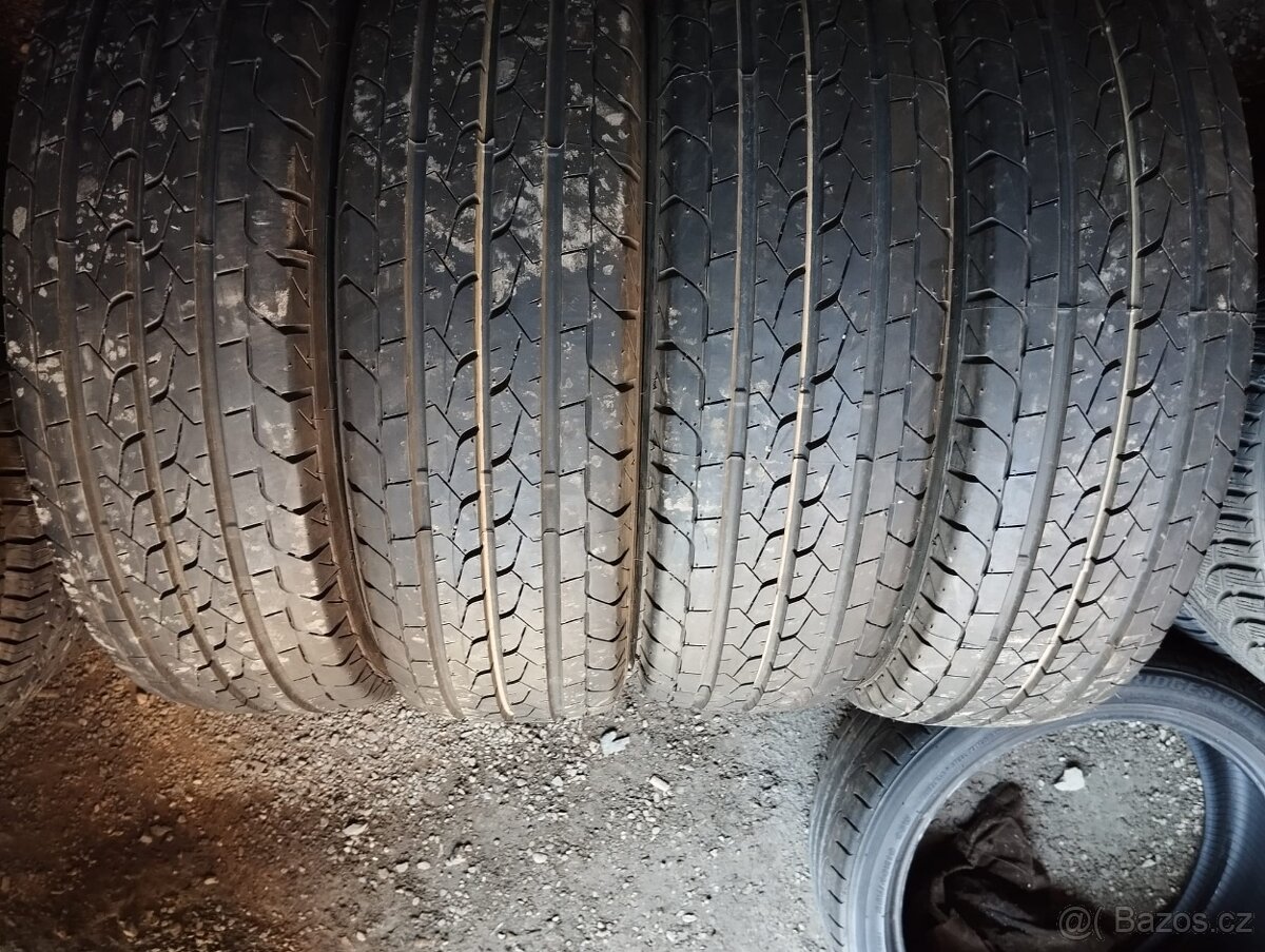 225/75/16c 121/120r Bridgestone - letní pneu 4ks