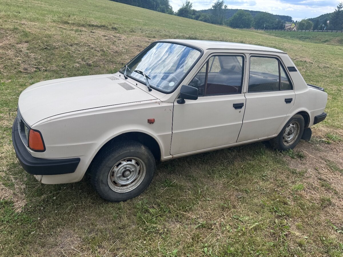 Škoda 105L