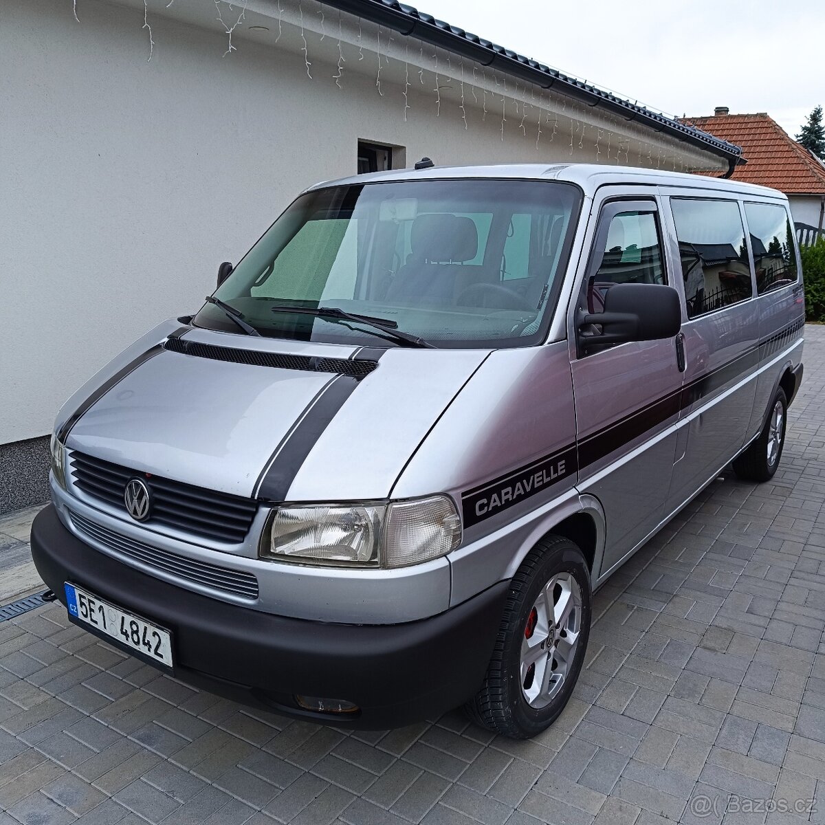 VW CARAVELLE LONG 2.5.TDI 75KW RV-2001 INTERIÉR MULTIVAN