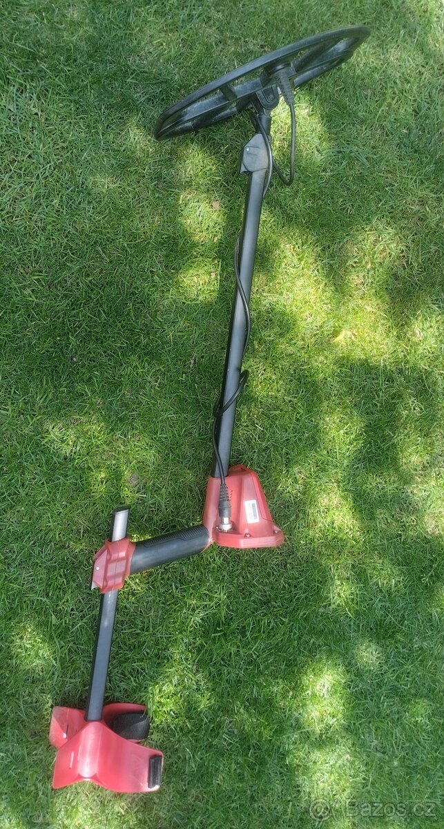 Detektor kovů Vanquish 540