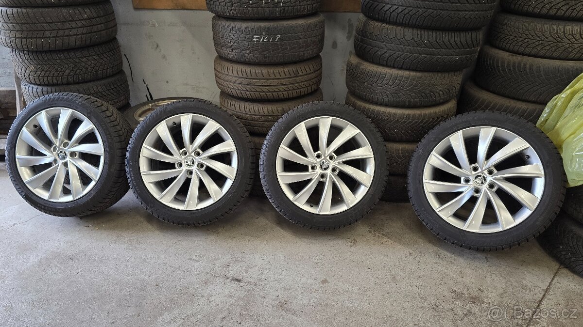 Alu pegasus r18 superb 3 8jx18 et44