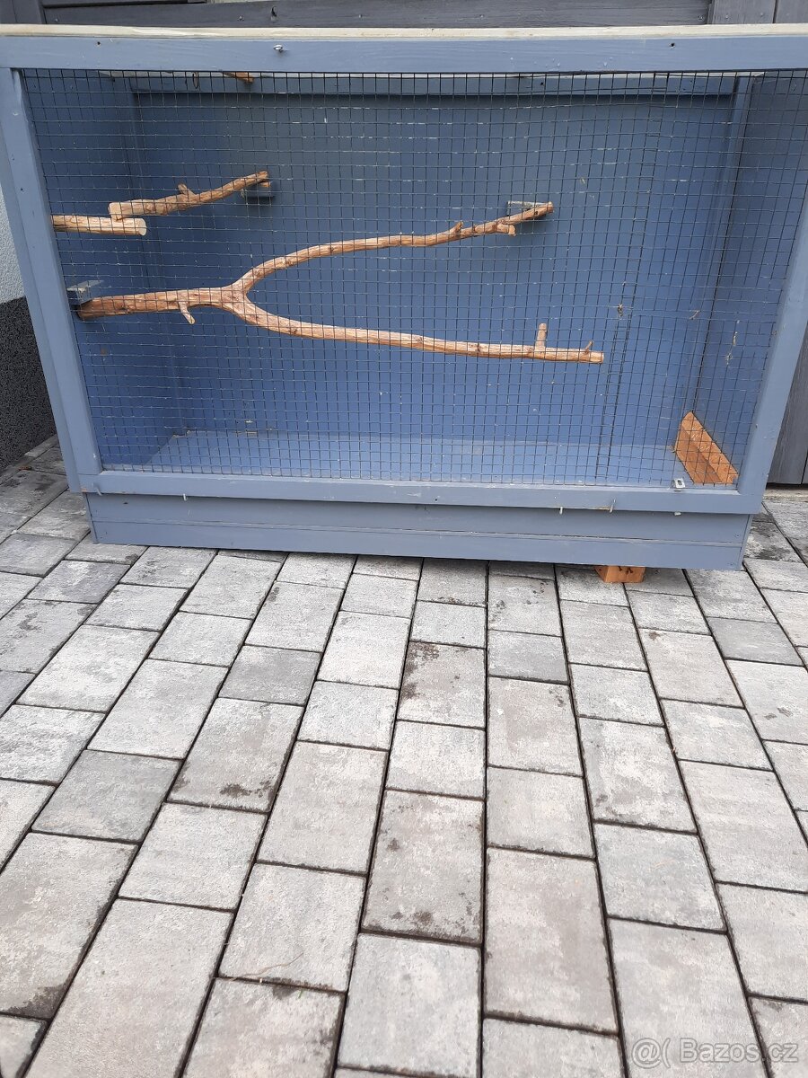 Klec na papoušky