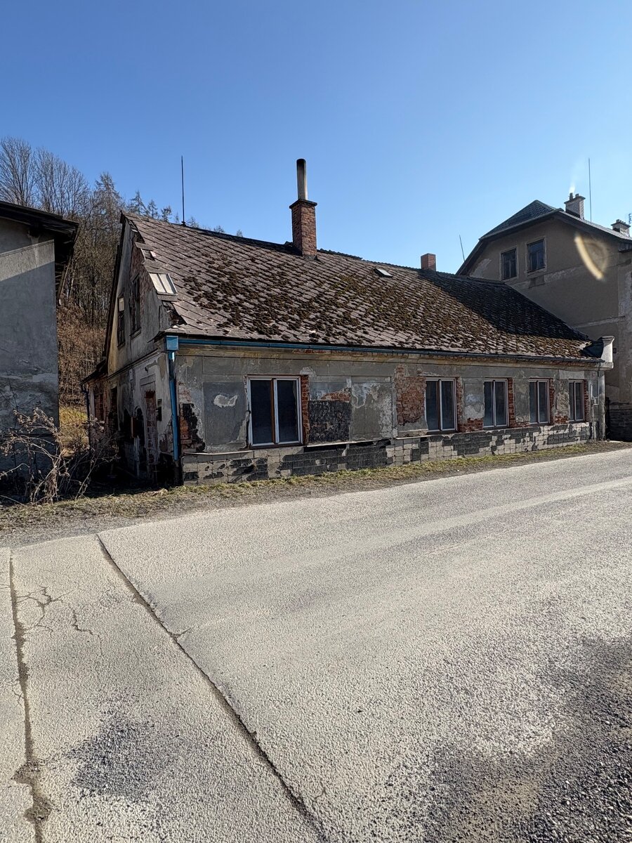 🏡 Prodej velkého domu – Oskava