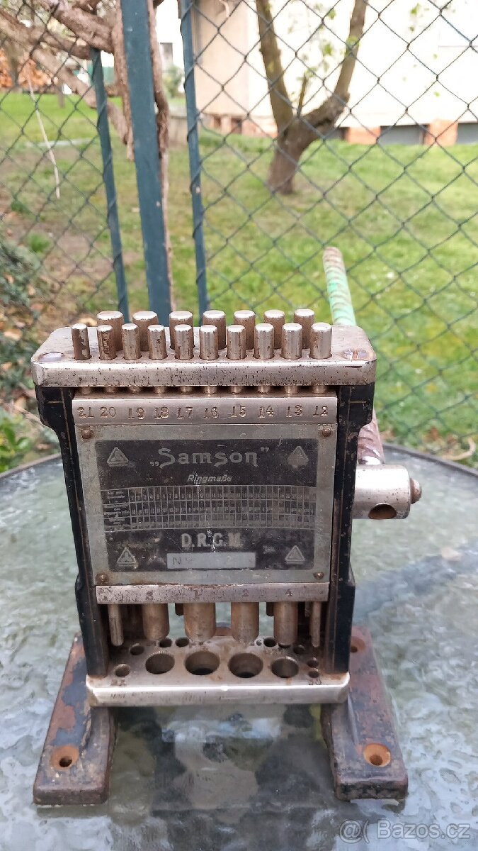 Starý Dentální pákový lis