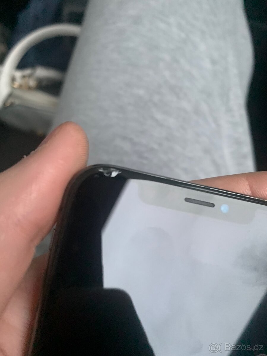 iPhone X