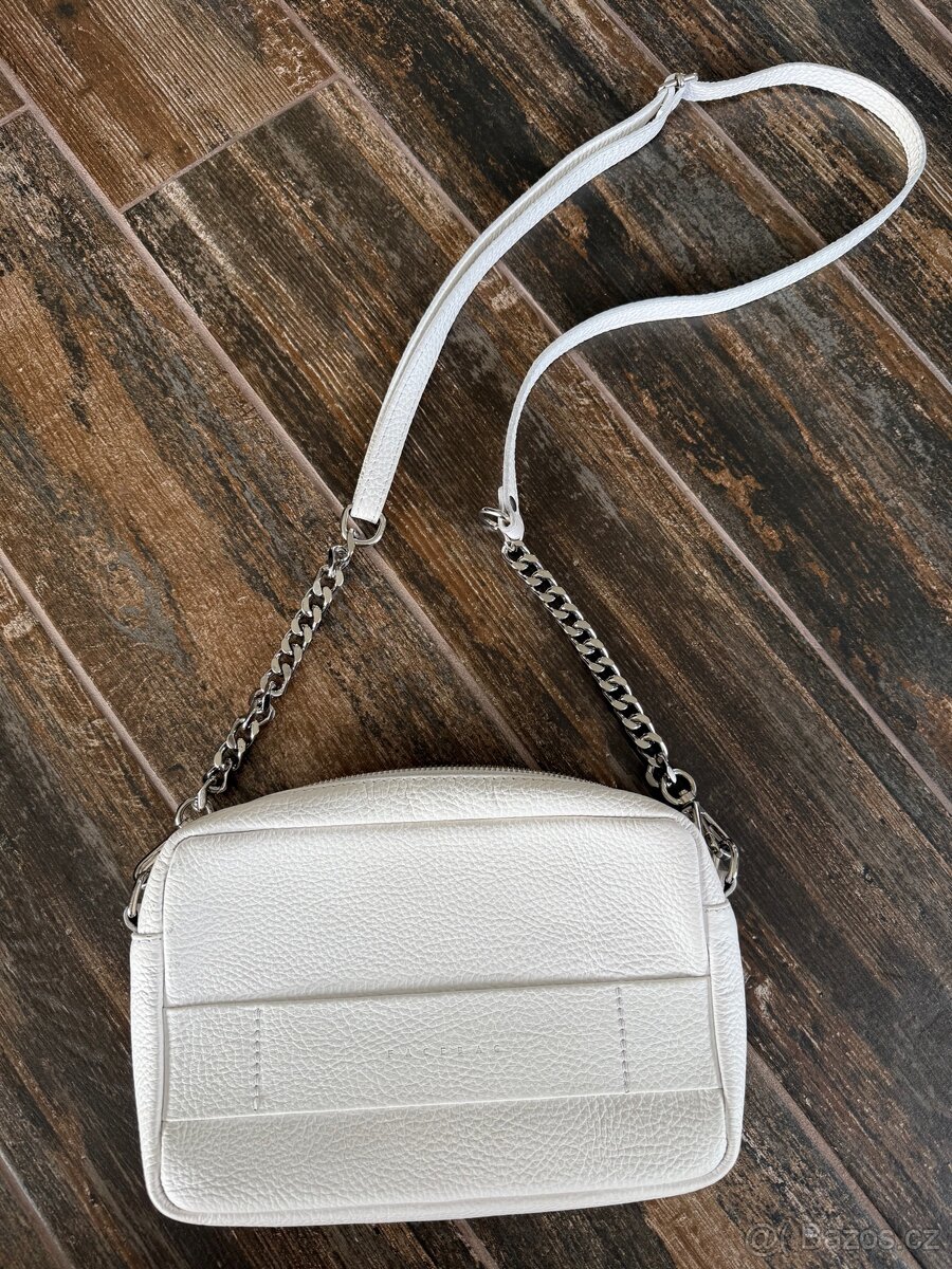 Kožená bílá kabelka Facebag